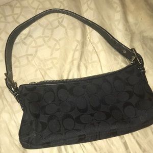 Vintage black coach shoulder bag. Small